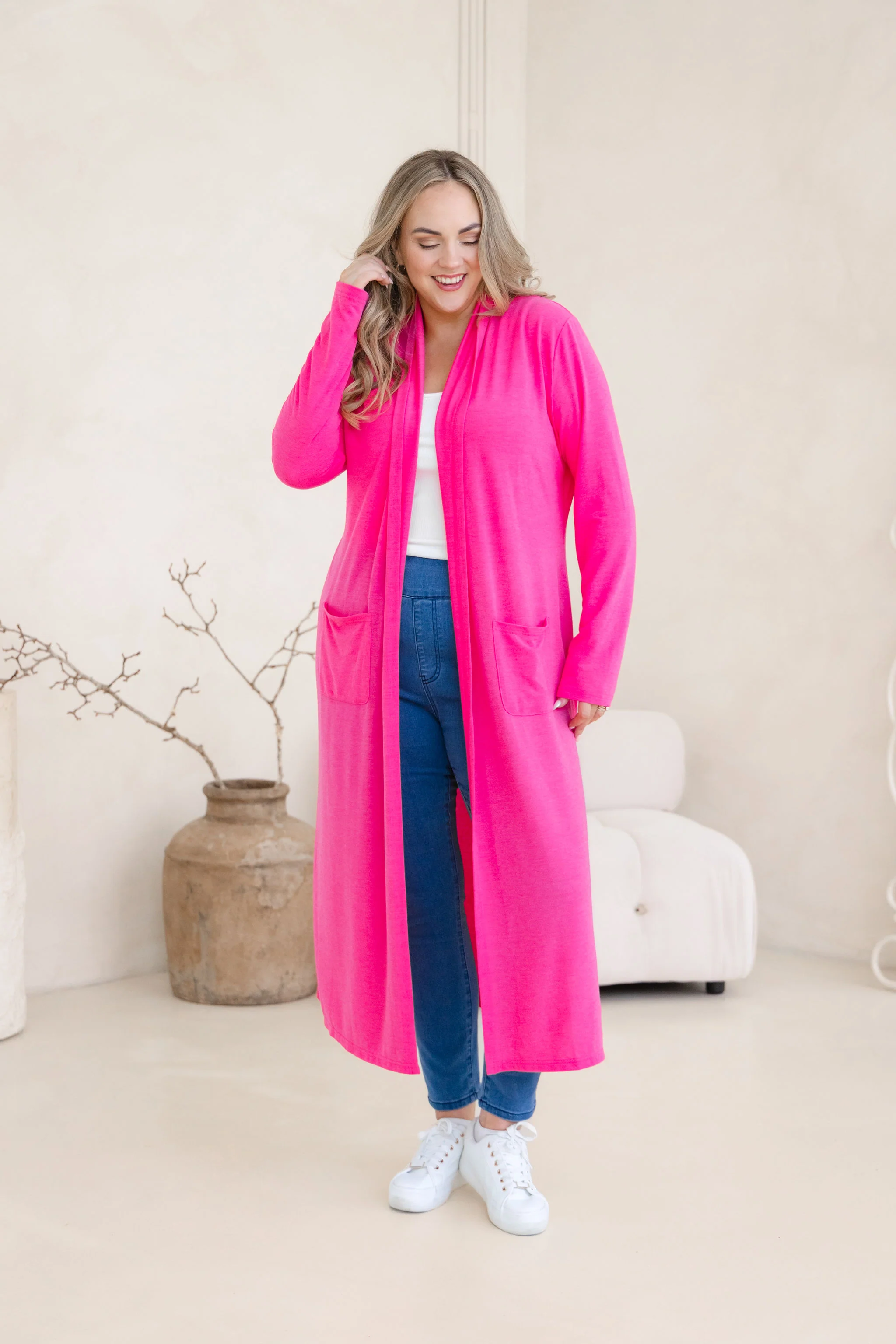 Jane Cardi Maxi Length in Hot Pink - Image 4