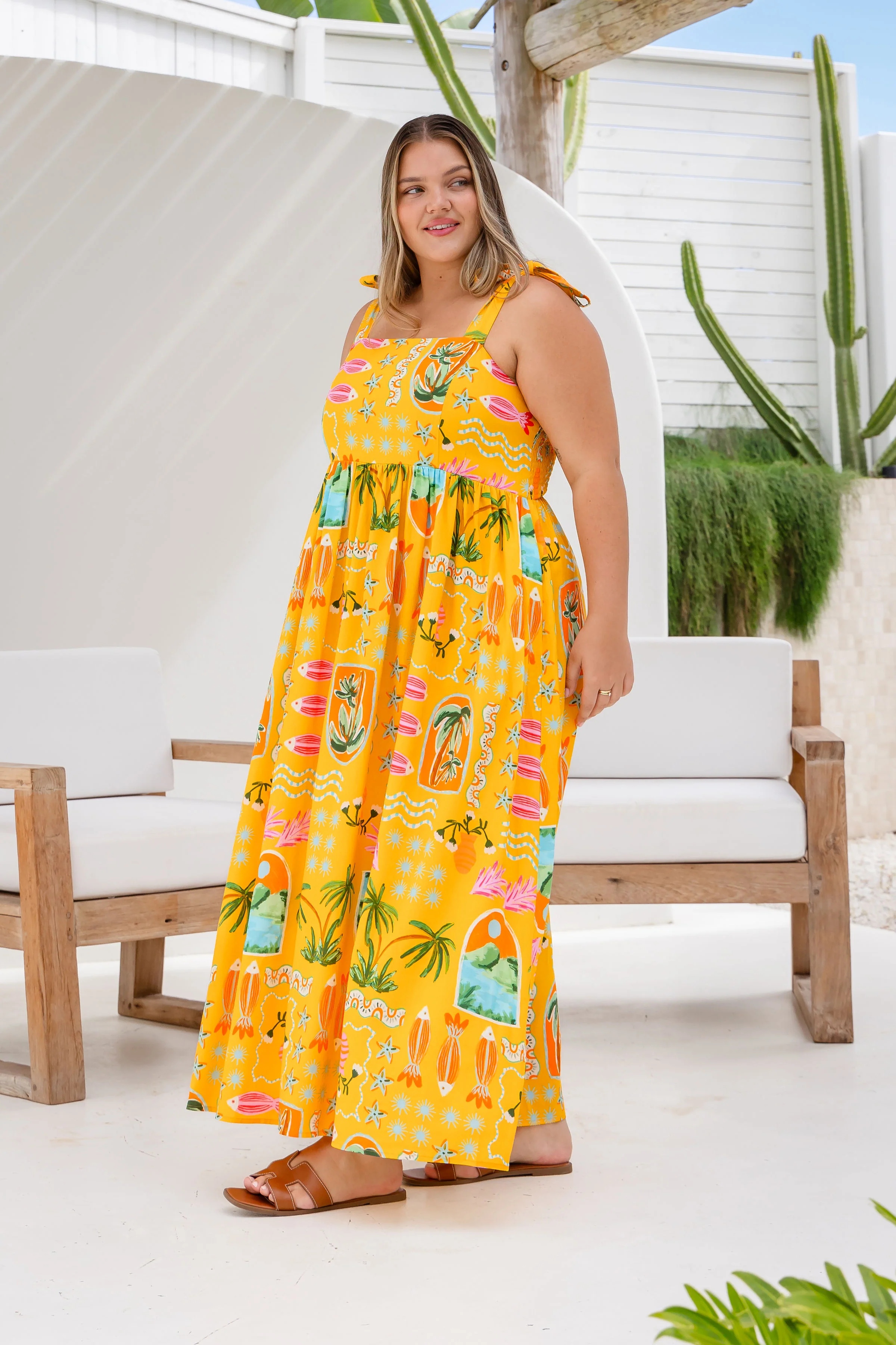 Juno Linen Blend Maxi Dress in Star Fish Fiesta - Image 7