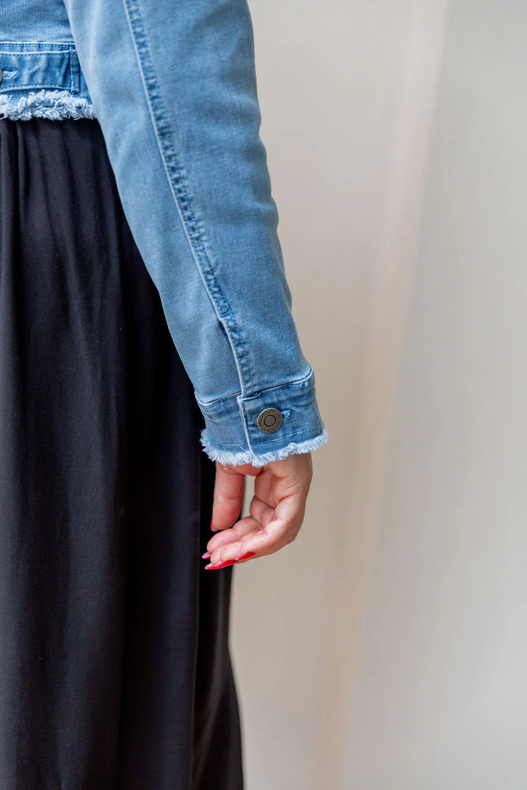 Kenzie Crop Denim Jacket - Image 28