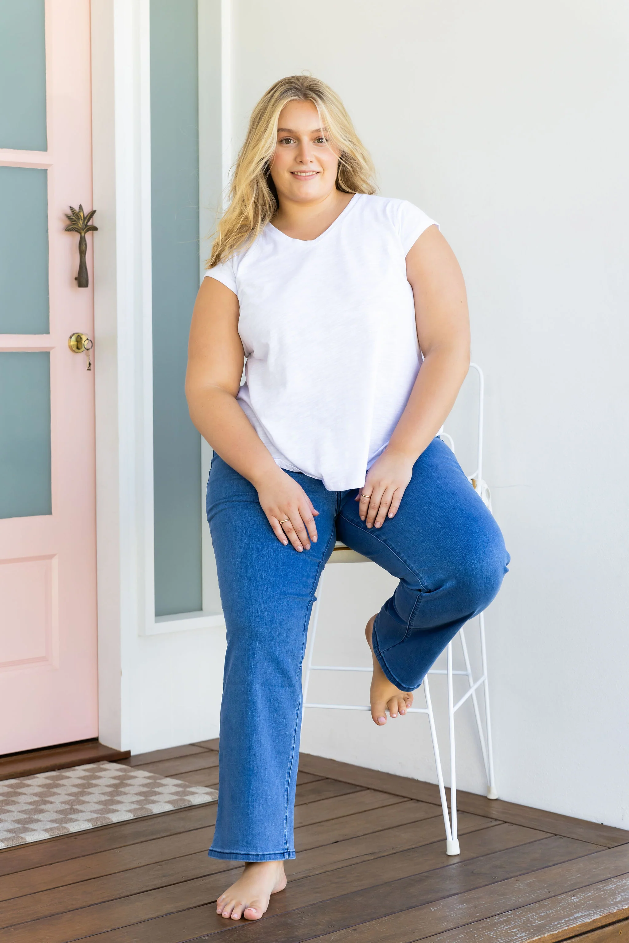 Lara Pull on Jeans in Mid Blue - Image 3