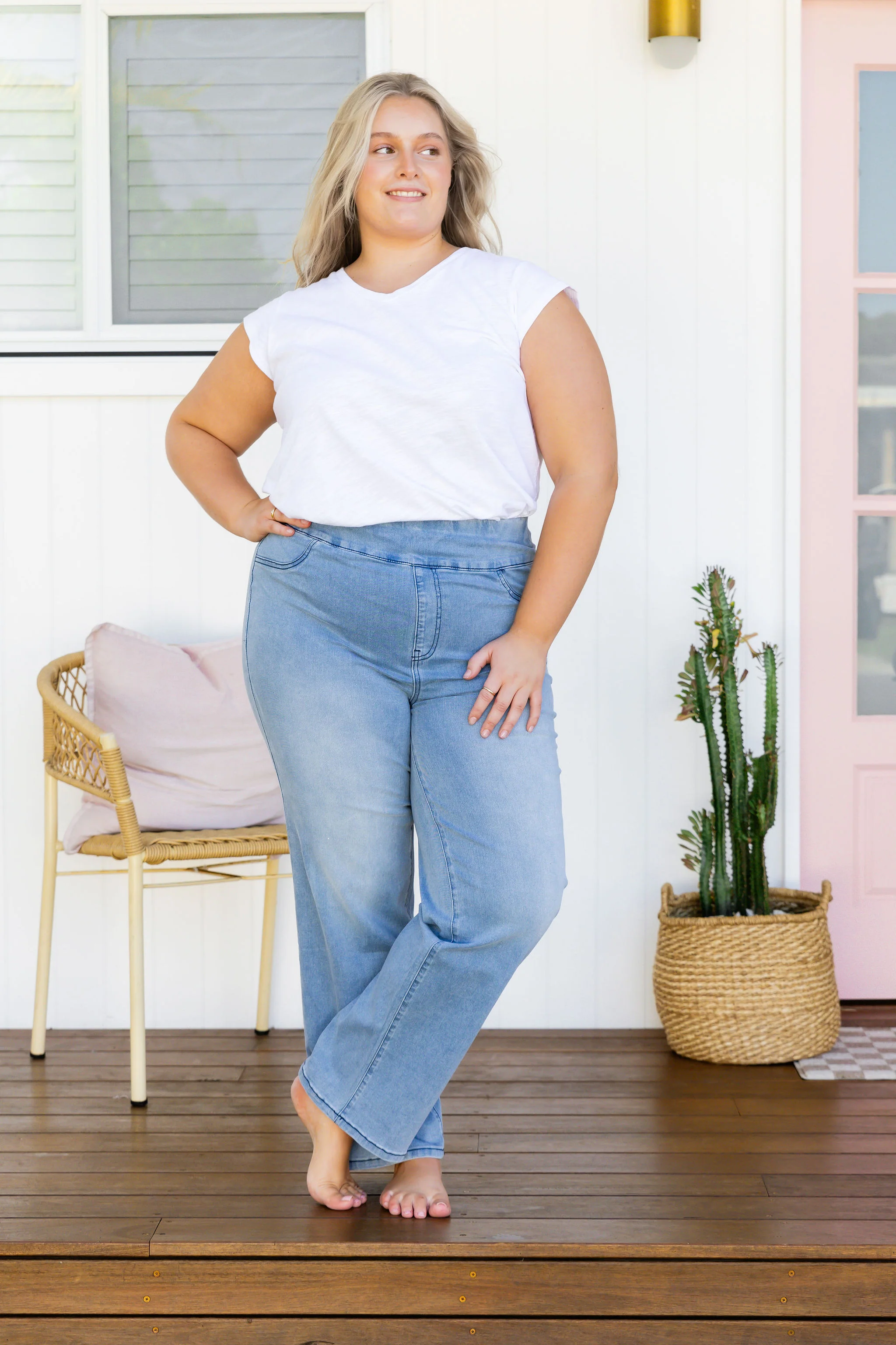Lara Pull on Jeans in Light Blue Wash - Image 8