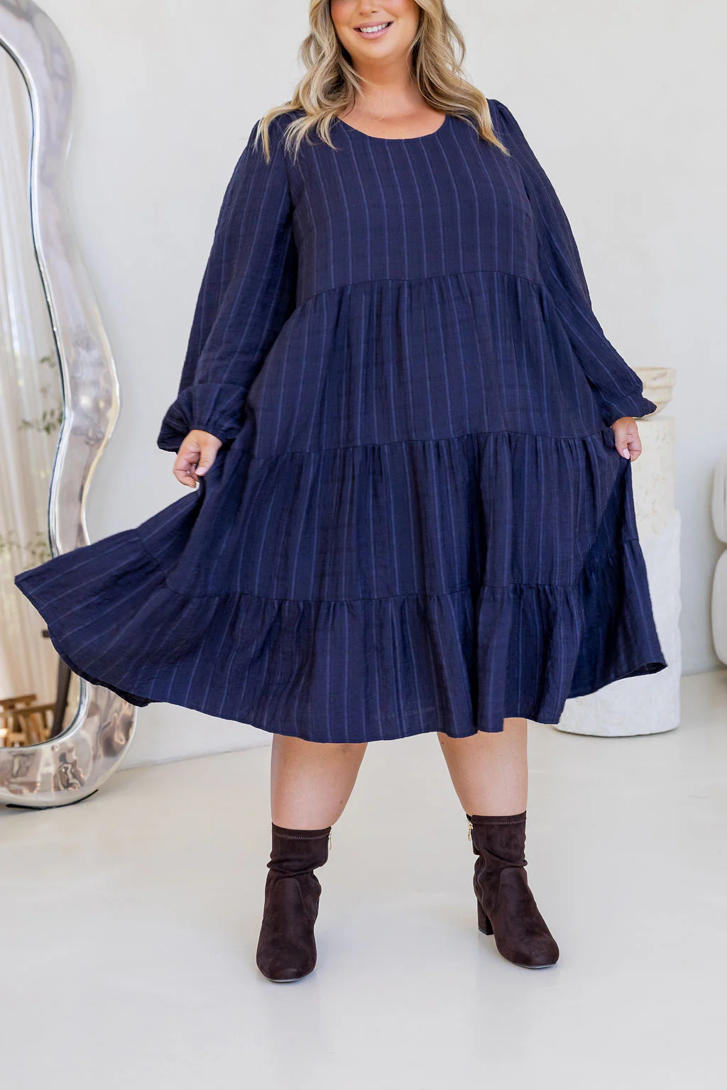 Long Sleeve Greta Midi Dress in Navy - Image 4