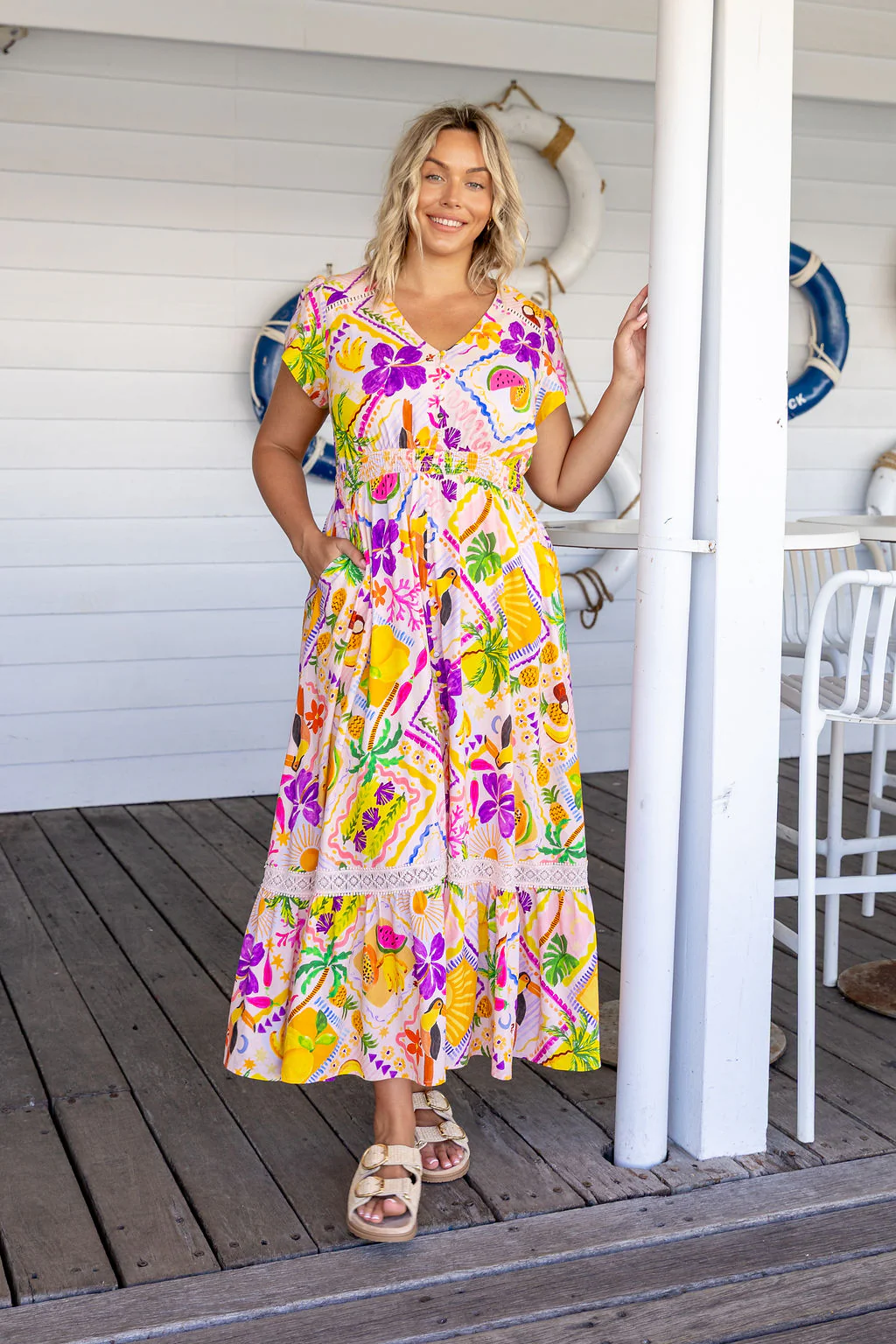 Louisa Linen Blend Maxi Dress in Toucan Paradise - Image 3