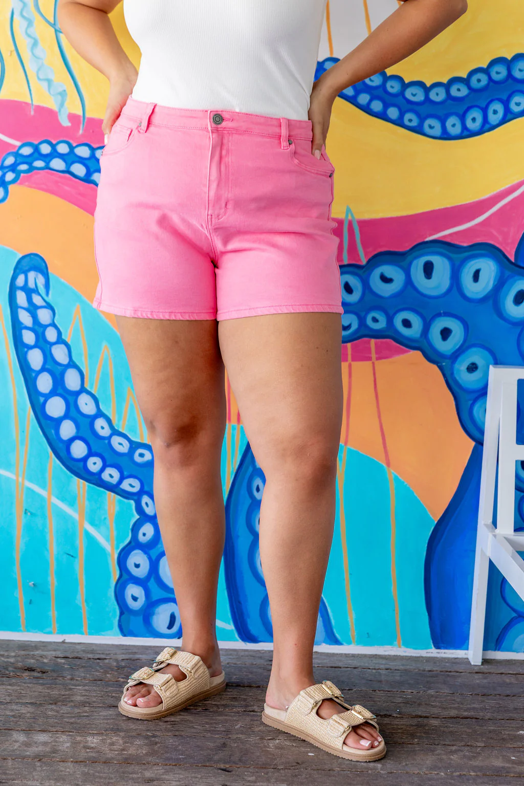 Lucas Denim Shorts in Pink - Image 4