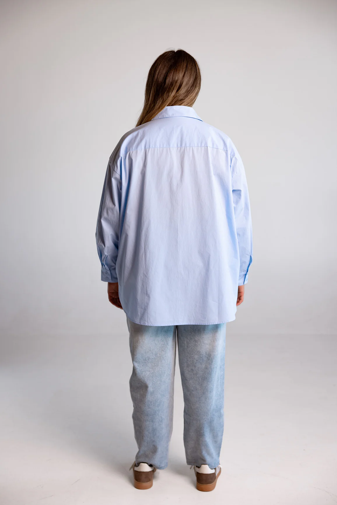 Lula Oversized Shirt in Baby Blue - Image 17