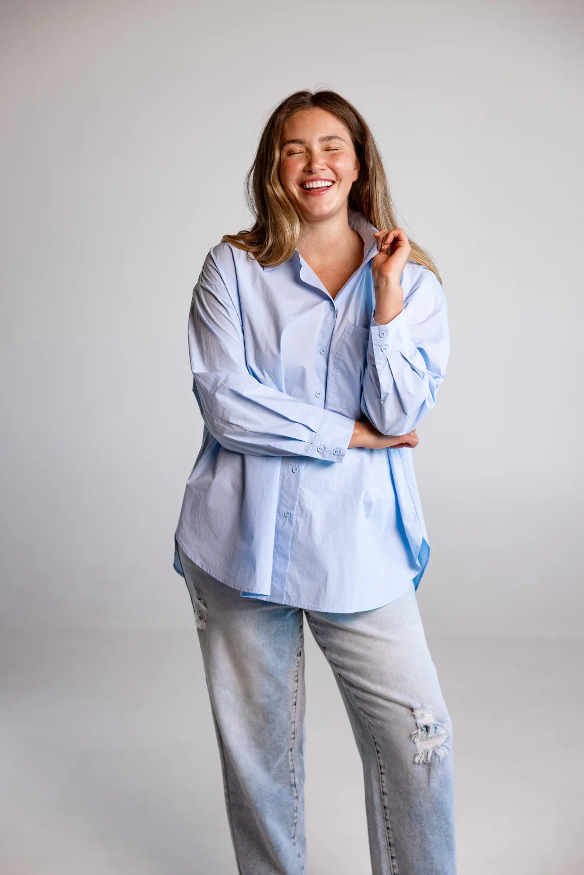 Lula Oversized Shirt in Baby Blue - Image 4