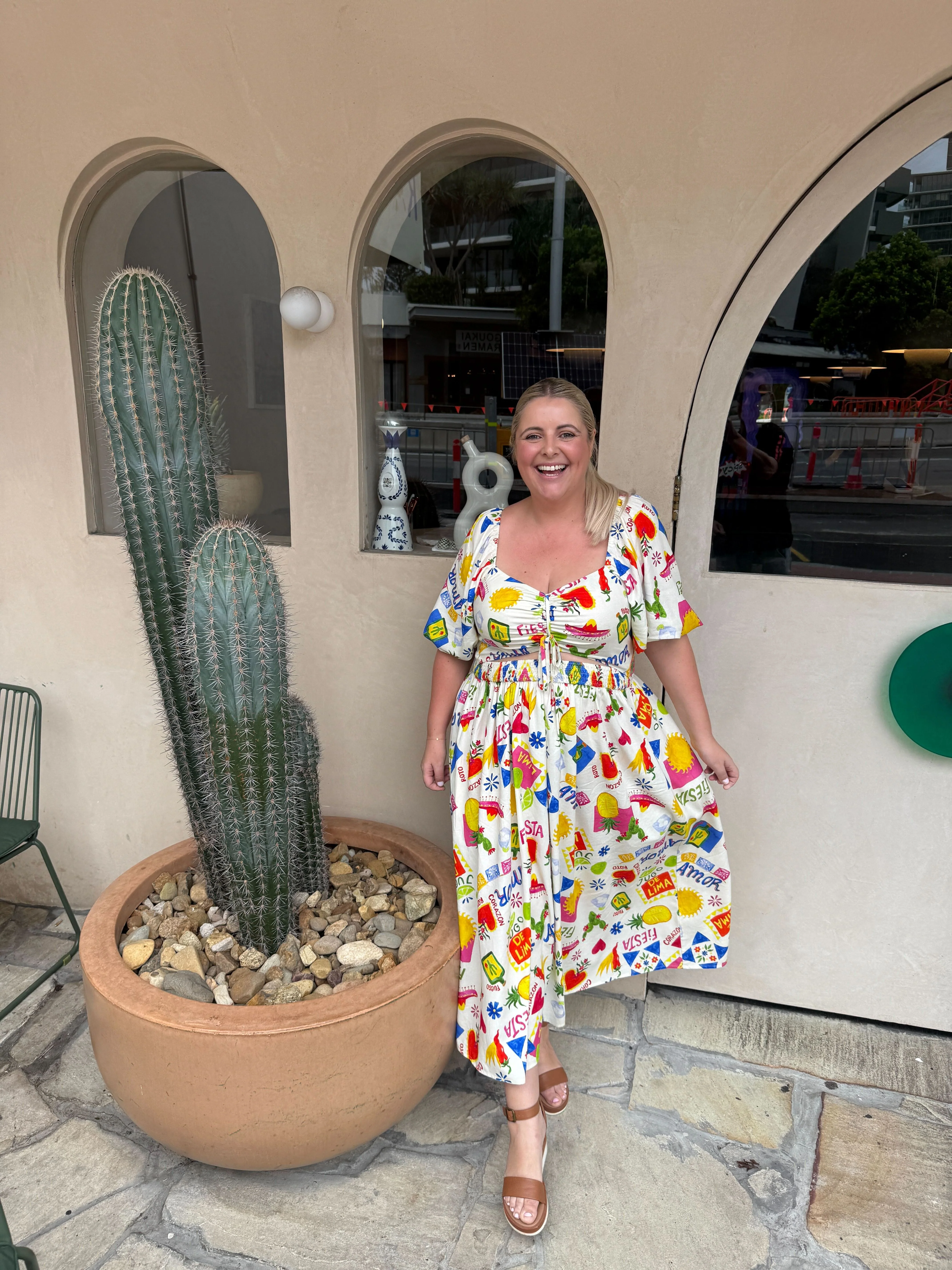 Pippa Linen Blend Cut Out Dress in Corazon - Image 3