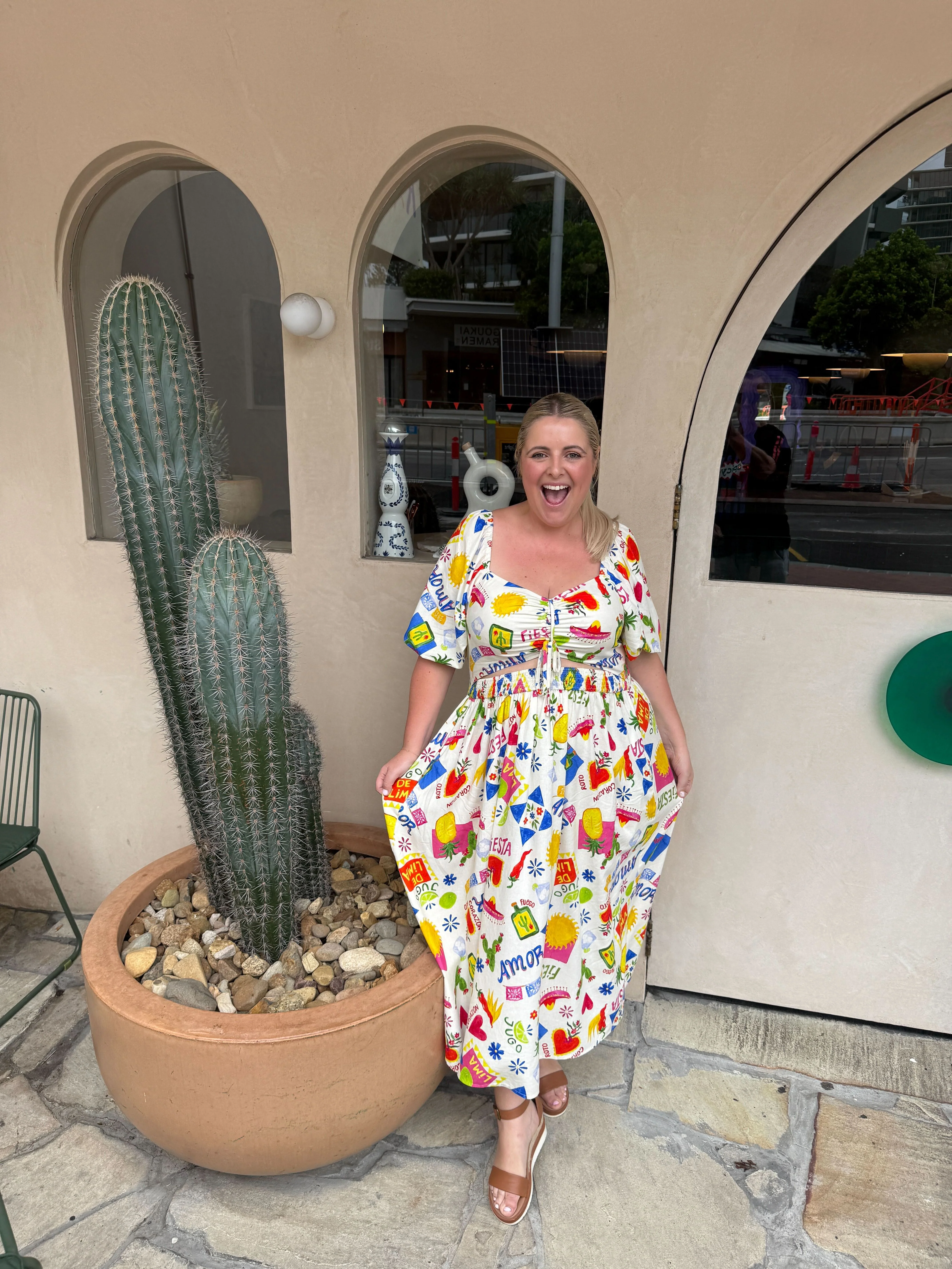 Pippa Linen Blend Cut Out Dress in Corazon - Image 4