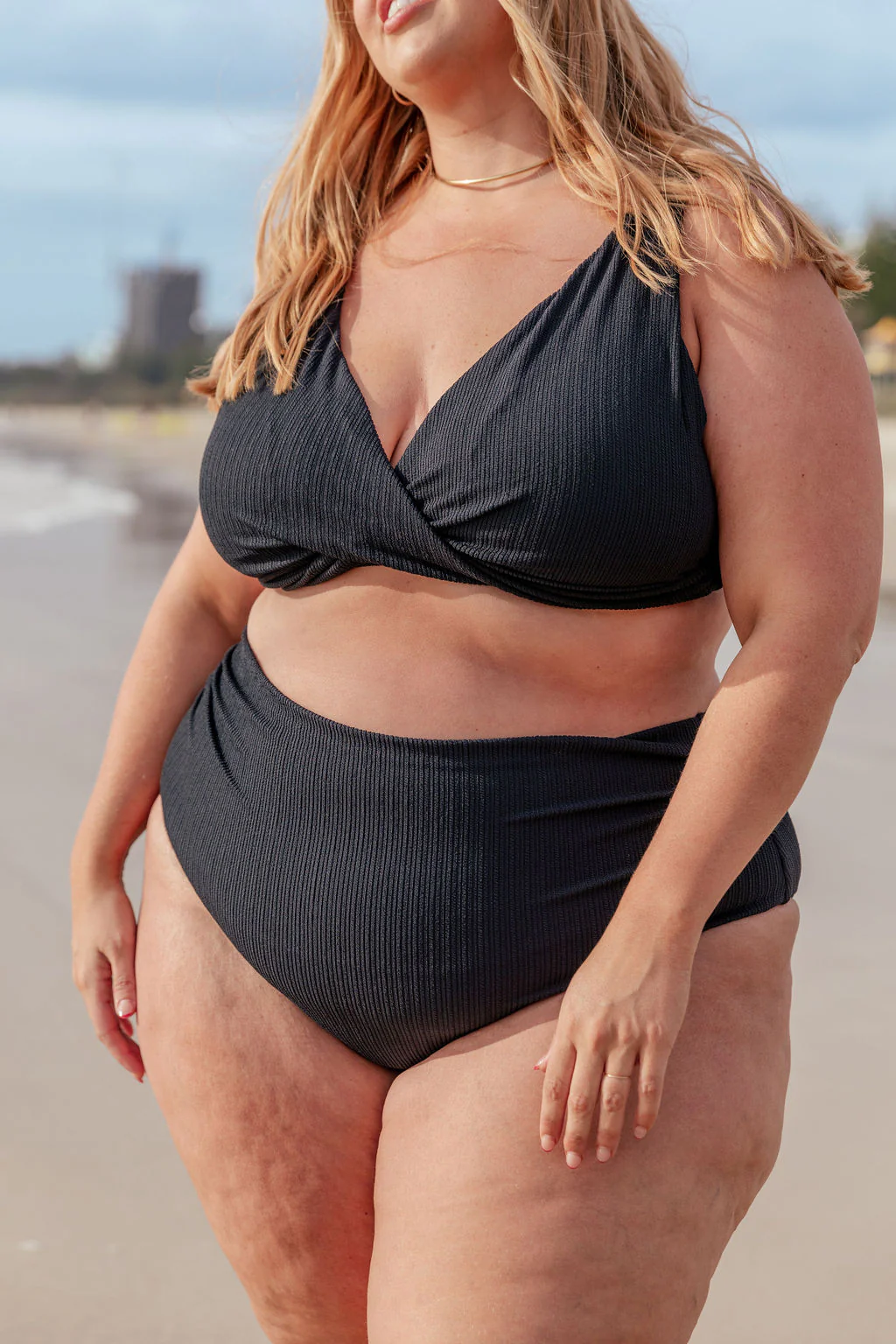 Miami Bikini Pants in Black - Image 33