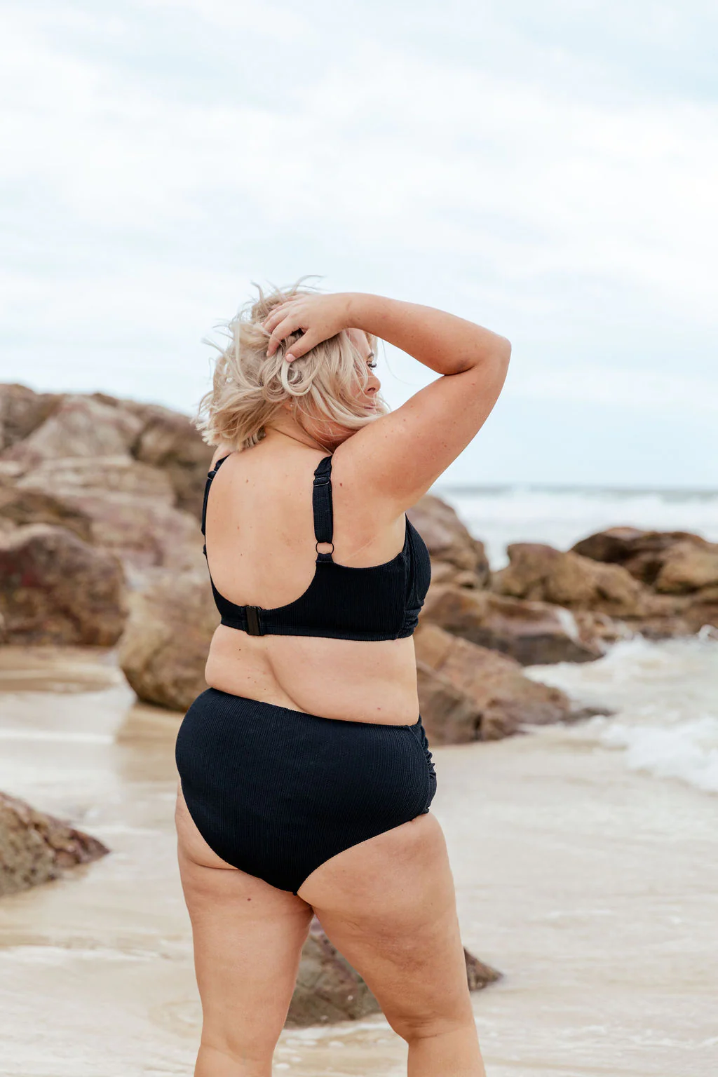 Miami Bikini Pants in Black - Image 40