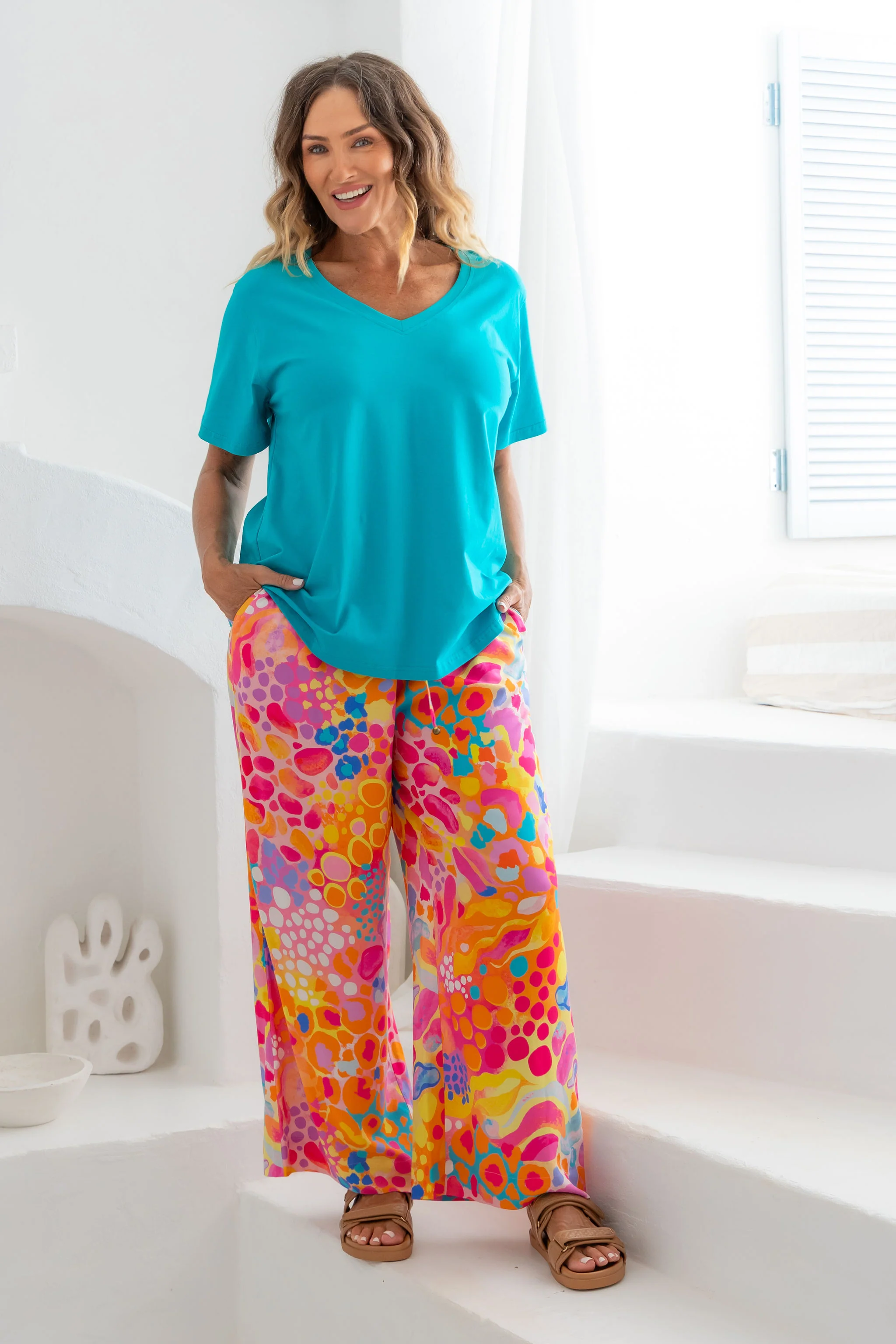 Relaxed V-Neck Tee in Teal - Image 3