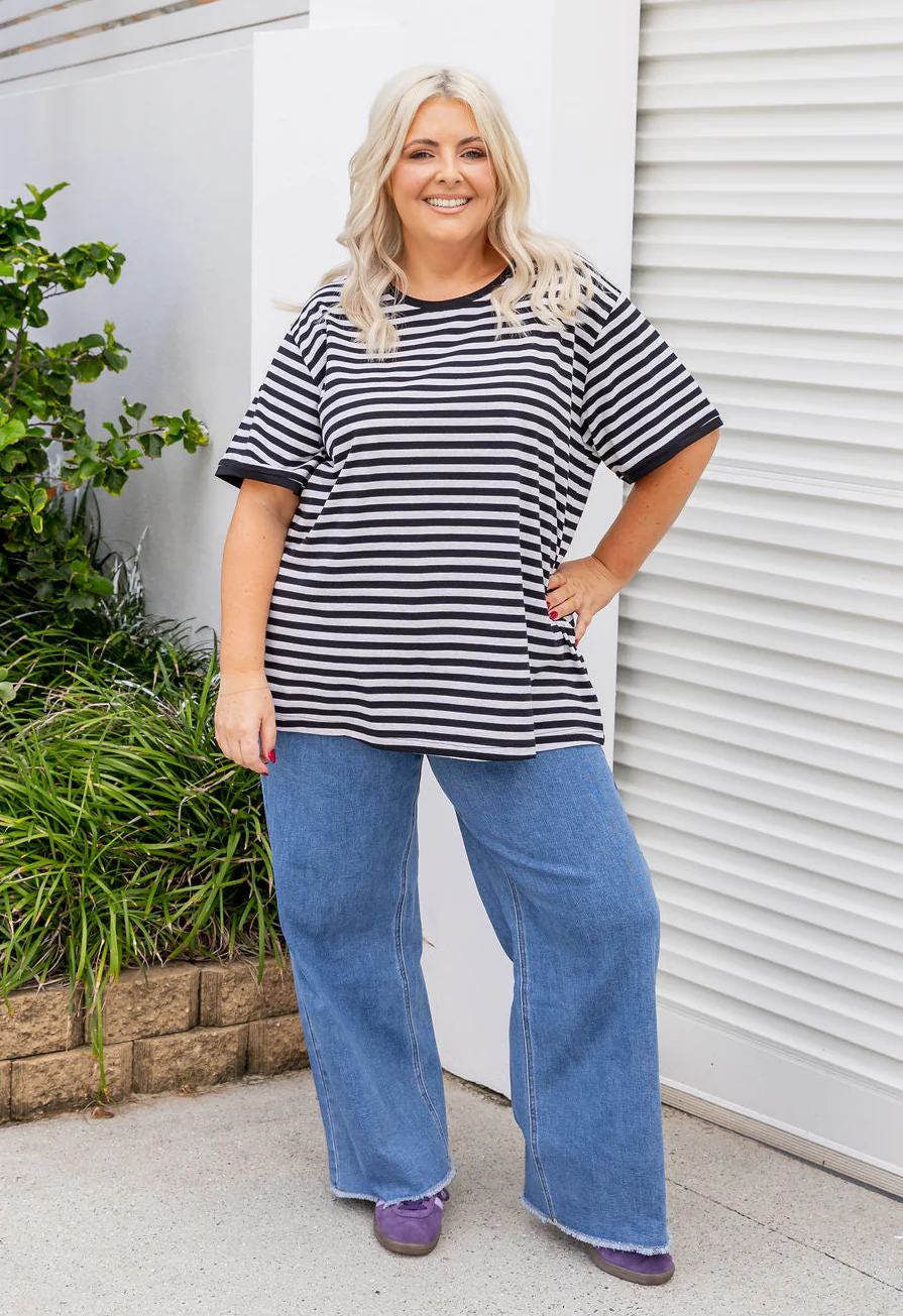 Rikki Jeans in Mid Blue