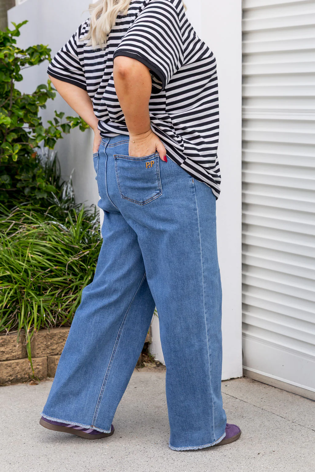 Rikki Jeans in Mid Blue - Image 5