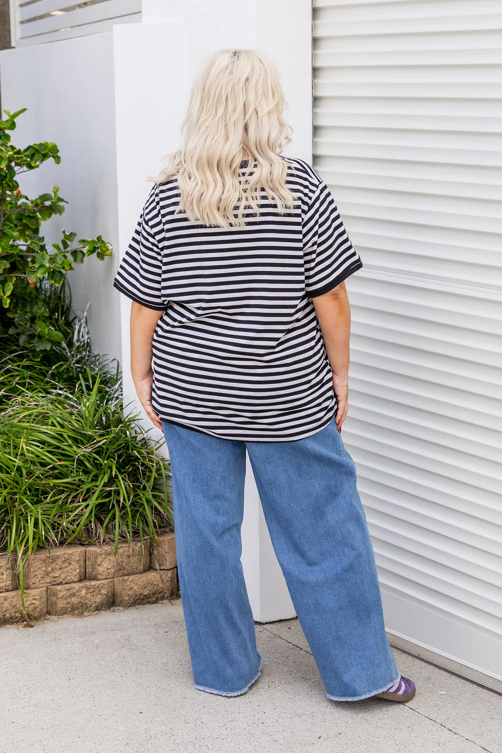 Rikki Jeans in Mid Blue - Image 8