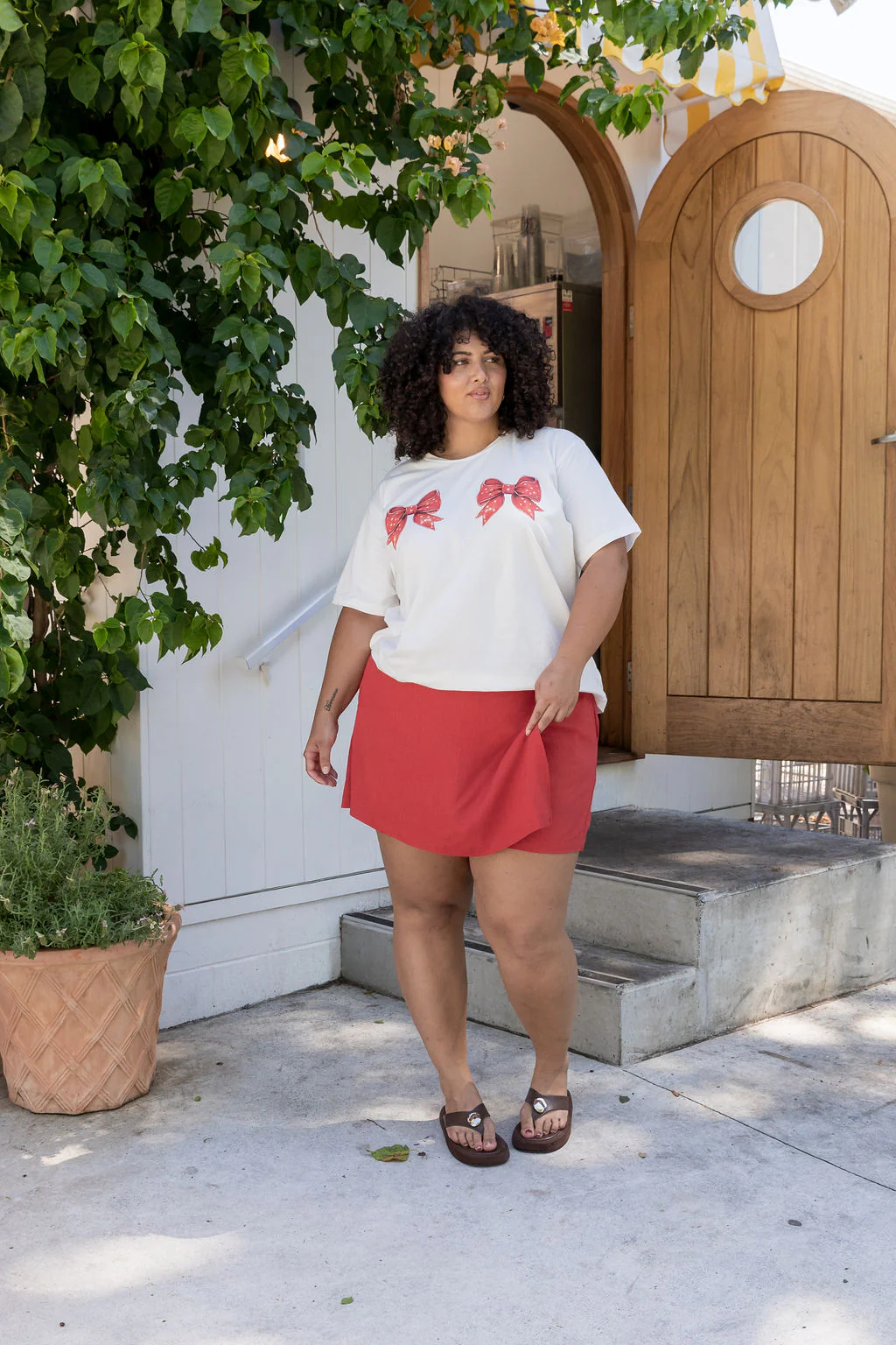 Samara Linen Blend Skort in Vermilion - Image 7