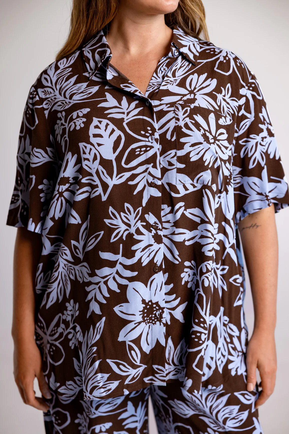 Samara Shirt in Blue Lani Chocolate - Image 2