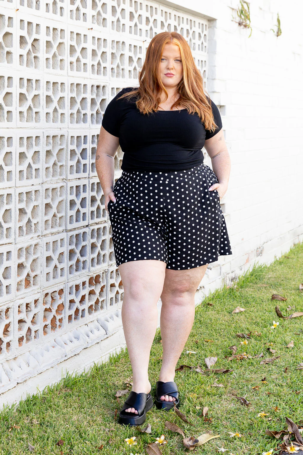 Samara Short in Embroidered Floral Dot - Image 15