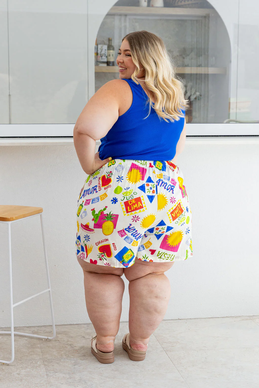 Samara Linen Blend Skort in Corazon - Image 12