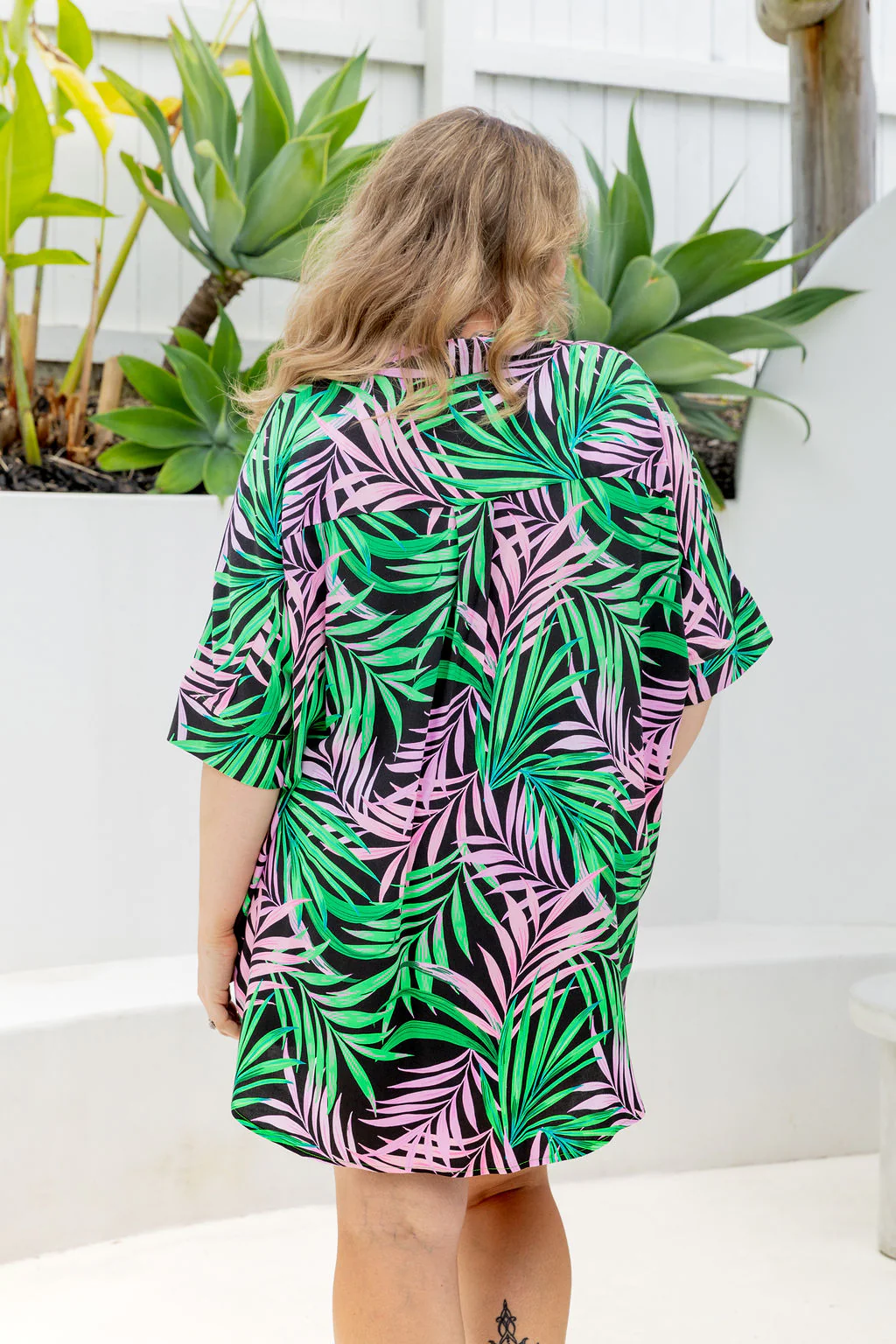 Tammin Shirt in Midnight Jungle - Image 15