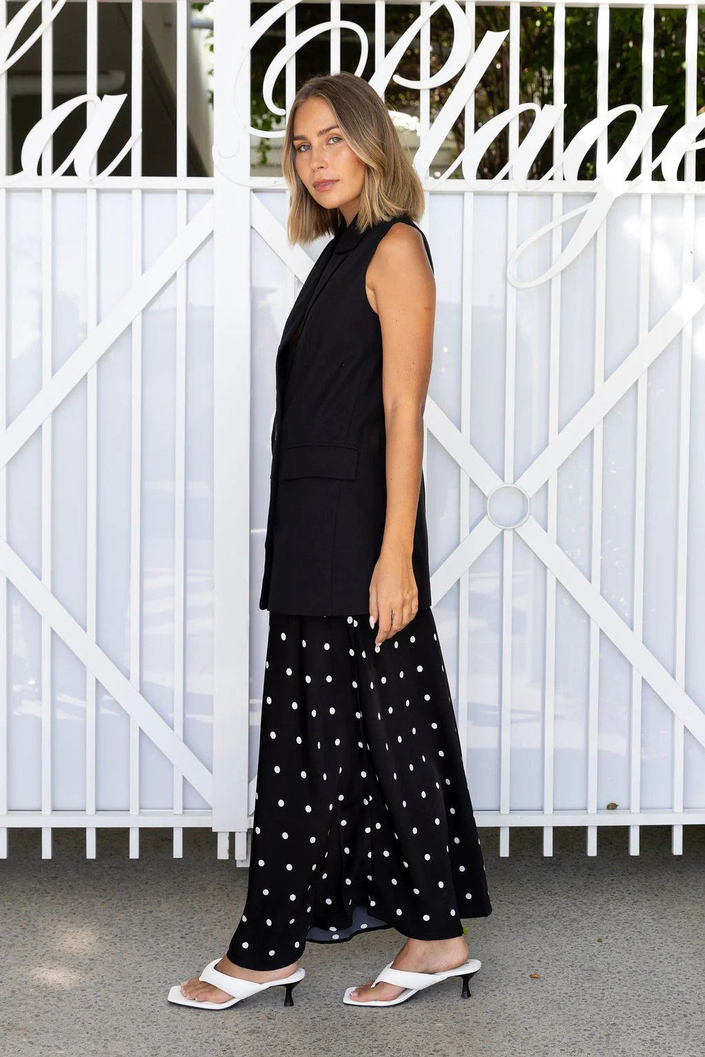 Tammy Linen Blend Longline Vest in Black - Image 12