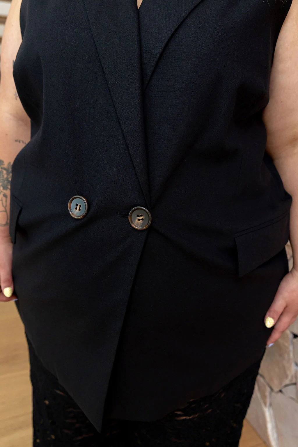 Tammy Linen Blend Longline Vest in Black - Image 6