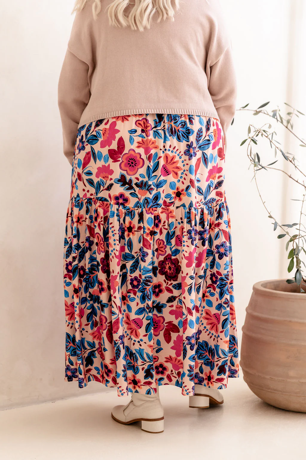 Vivien Skirt in Jardin - Image 9
