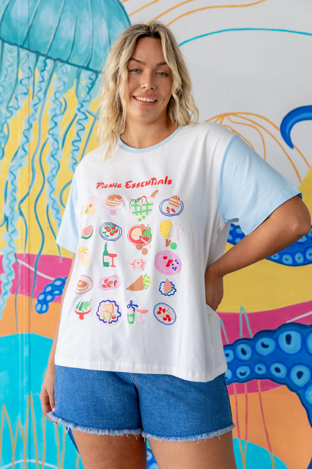 Zadi Relaxed Tee in Picnic Essentials