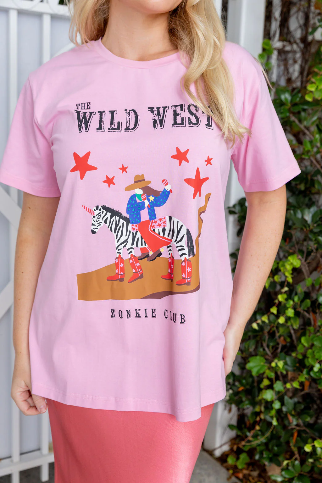 Zadi Relaxed Tee in Wild West by Deb McNaughton - Image 4